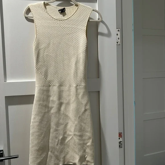 Theory cream stretch dress Theory cream stretch dress